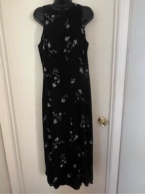 Jones New York Black Maxi Dress with Subtle Floral Print